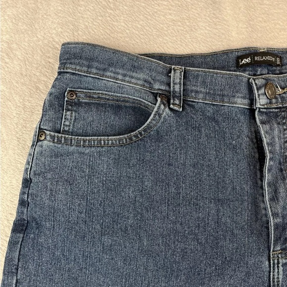 Lee Womens Relaxed Fit medium wash roll cuff cropped jeans size 16P - Picture 5 of 10